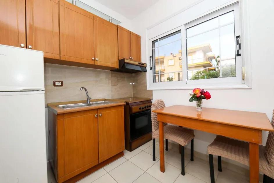 Vila Agolli Vlorë Esterno foto